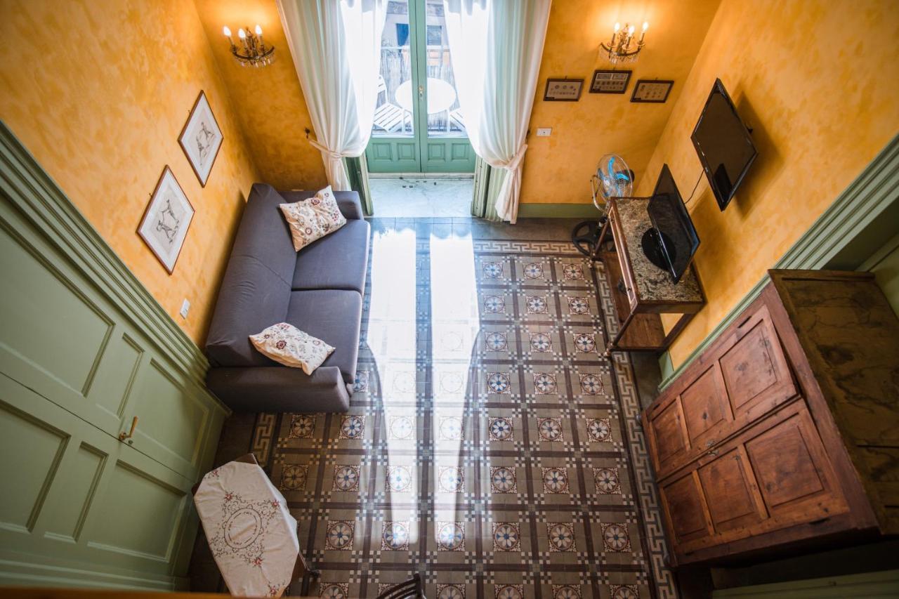 Casa D'Aria Apartment Catania Luaran gambar